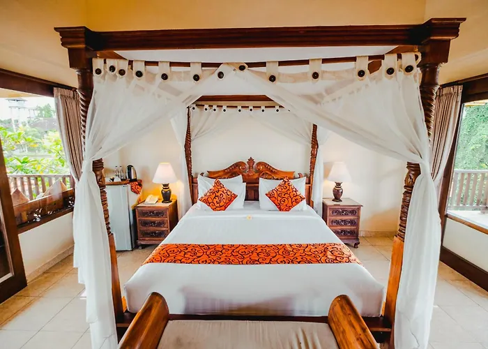 Sri Aksata Hotel 3*