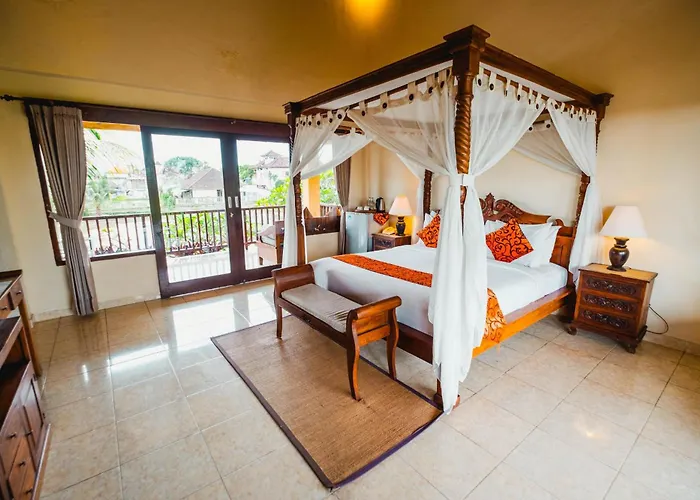 Sri Aksata Hotel 3*