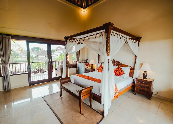 Sri Aksata Hotel 3*