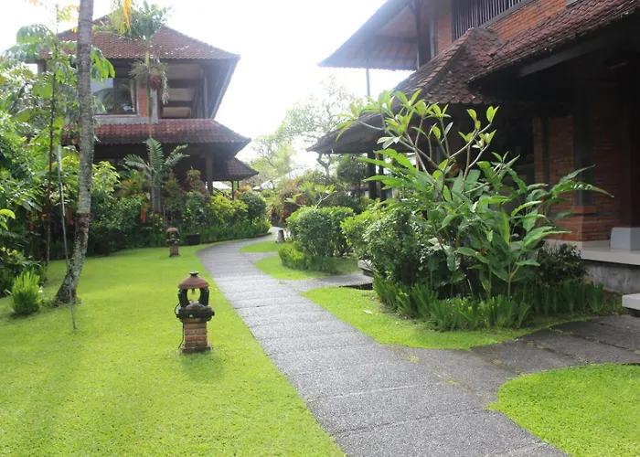 Hotel Sri Aksata 3*