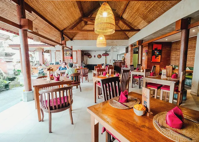 Hotel Sri Aksata 3*