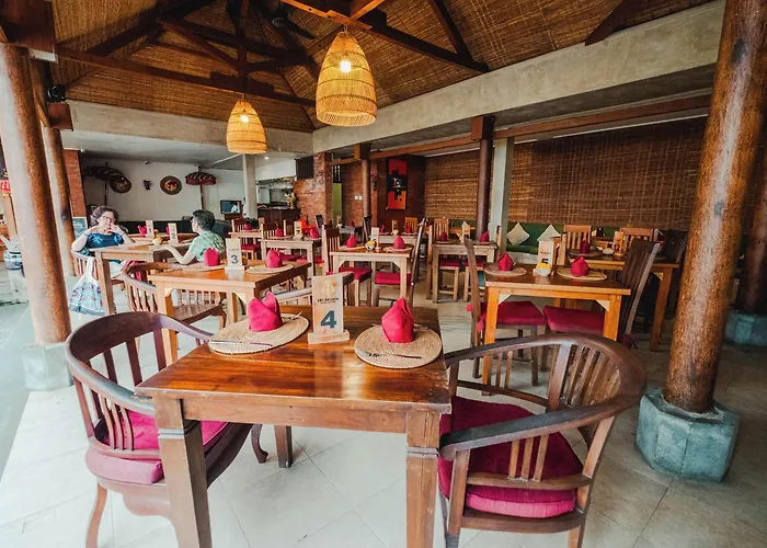 Sri Aksata Hotel 3*