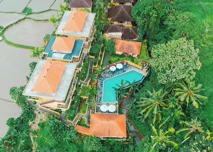 Sri Aksata Hotel 3*